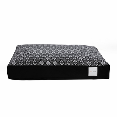 kort-co-double-diamond-bed-36x29-dog-bed